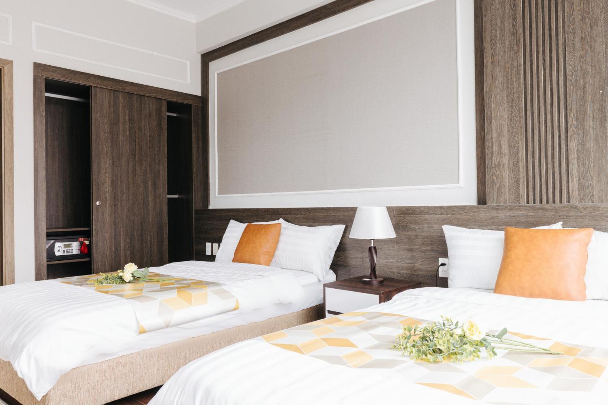 Ivy Hotel & Apartment - Stay 24H Hanoi Bagian luar foto