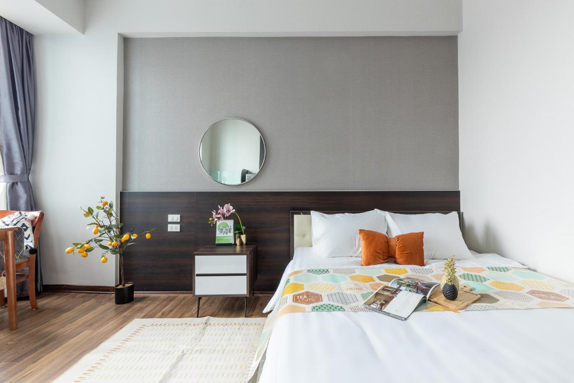 Ivy Hotel & Apartment - Stay 24H Hanoi Bagian luar foto