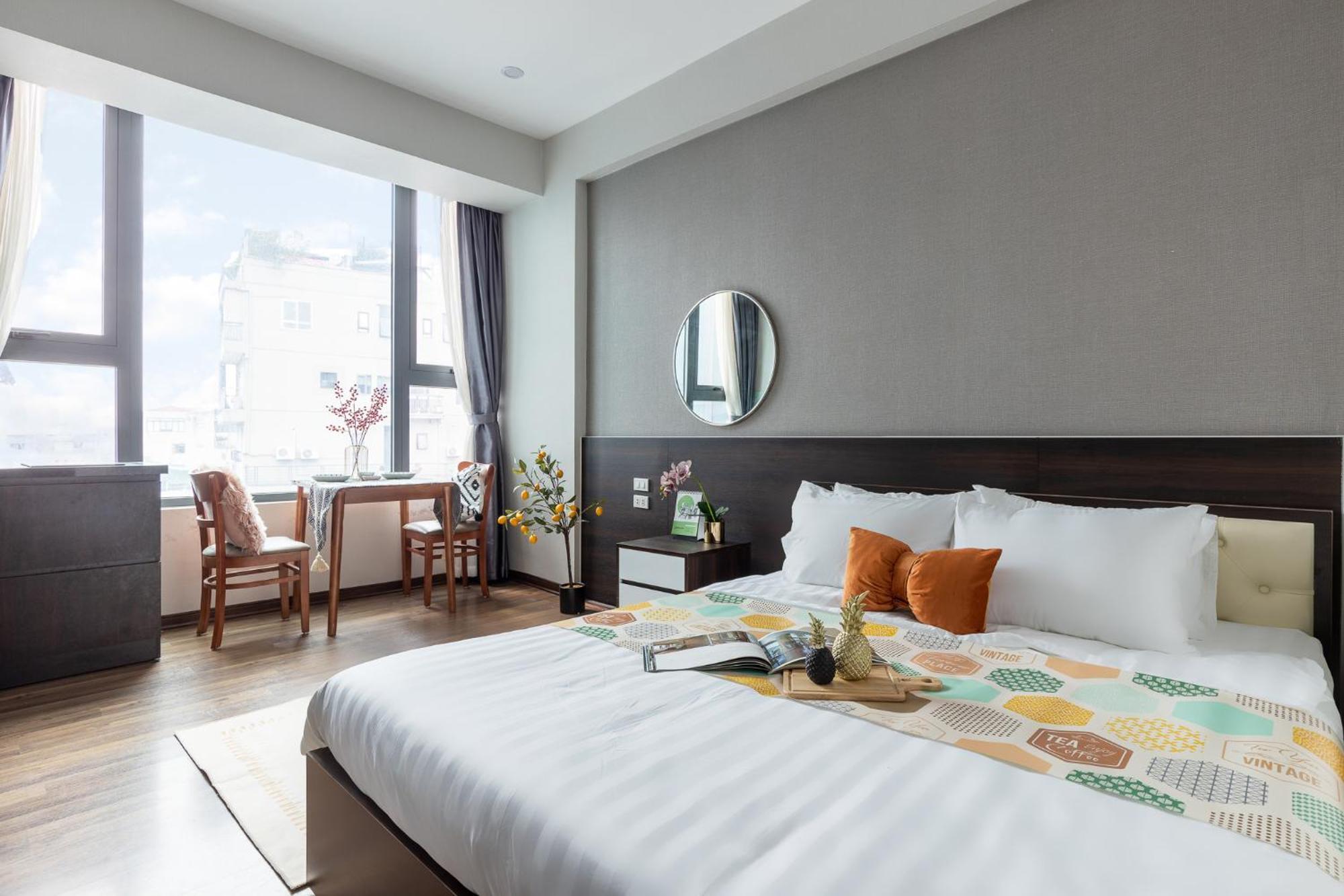 Ivy Hotel & Apartment - Stay 24H Hanoi Bagian luar foto