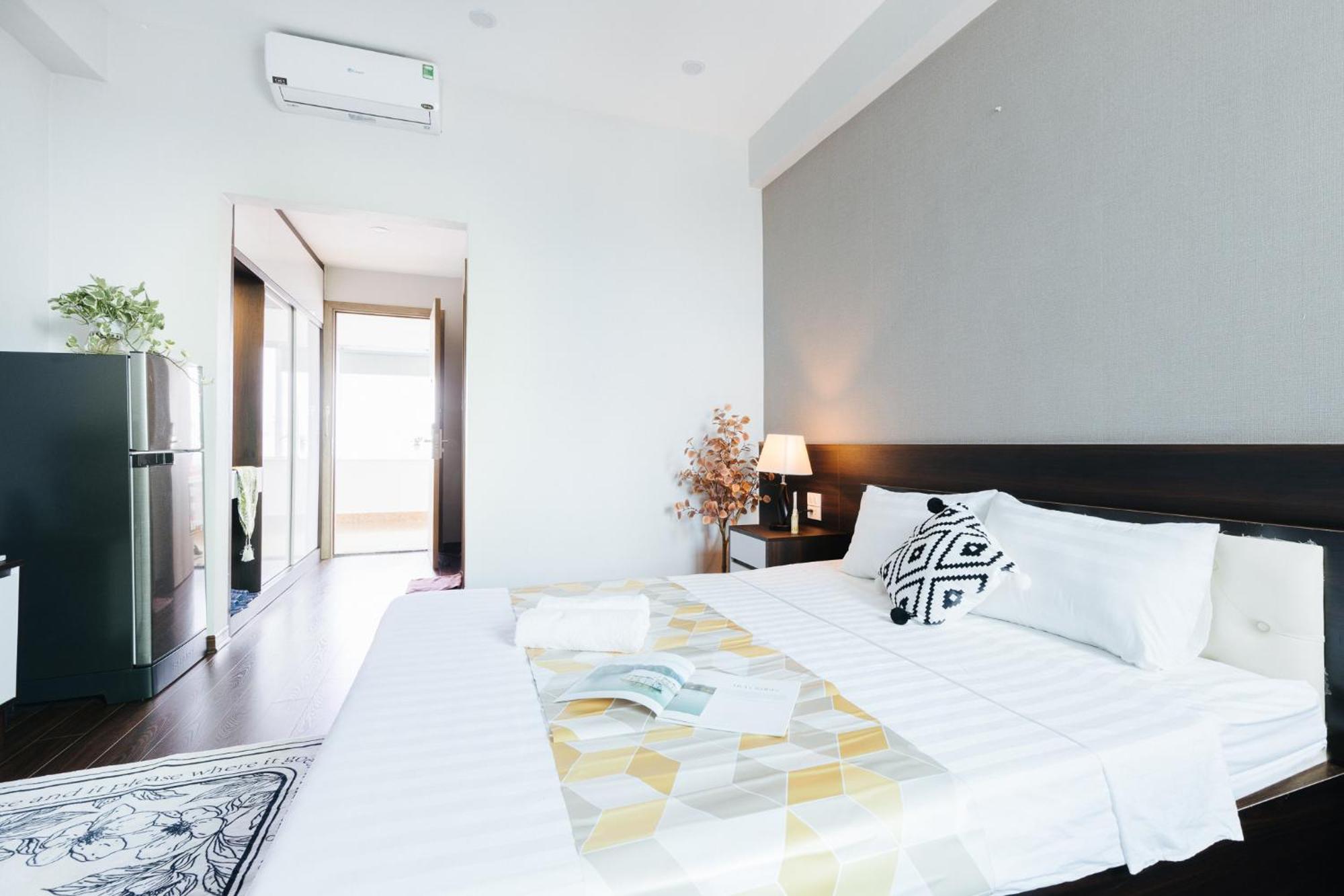Ivy Hotel & Apartment - Stay 24H Hanoi Bagian luar foto