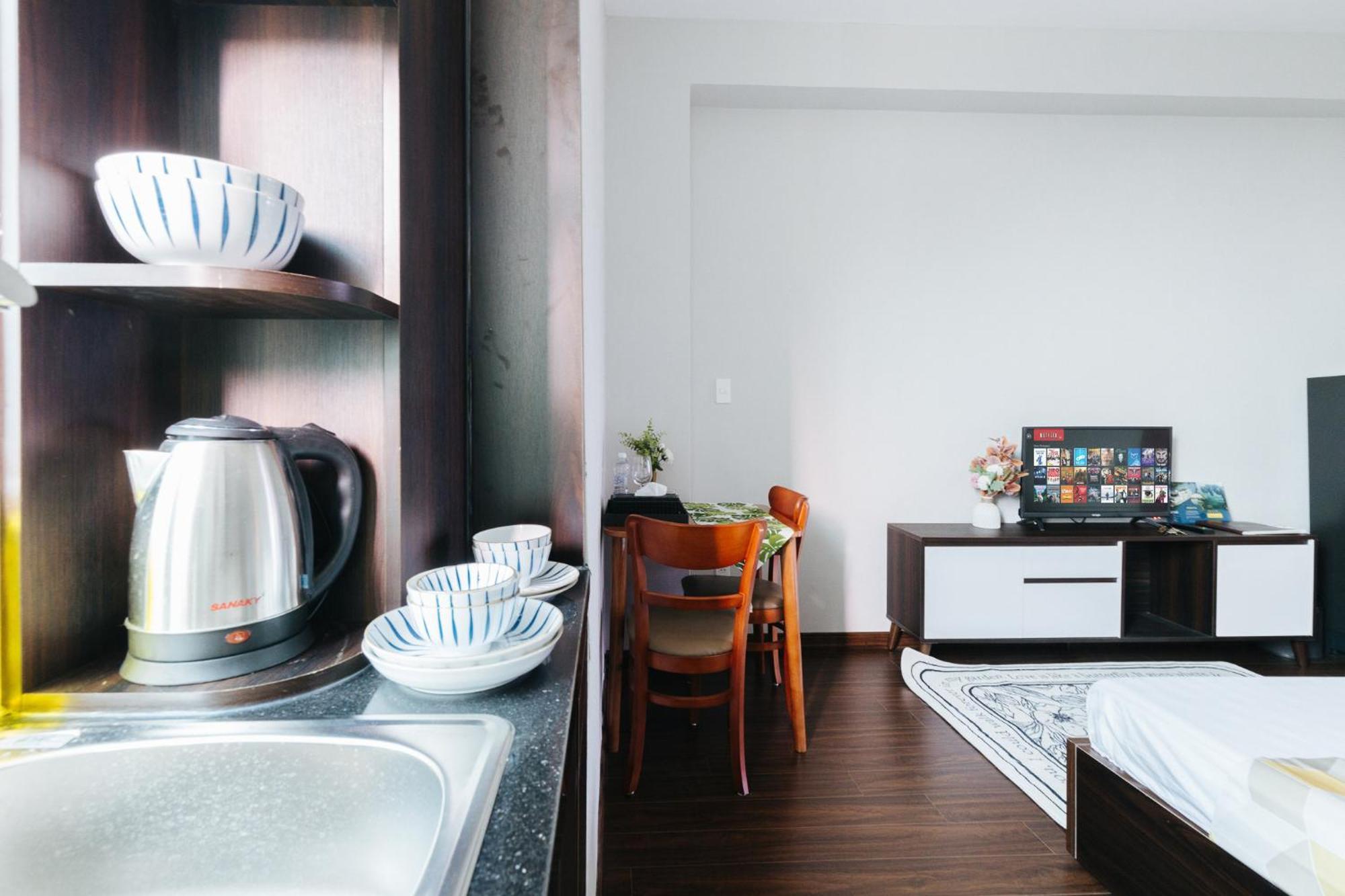 Ivy Hotel & Apartment - Stay 24H Hanoi Bagian luar foto