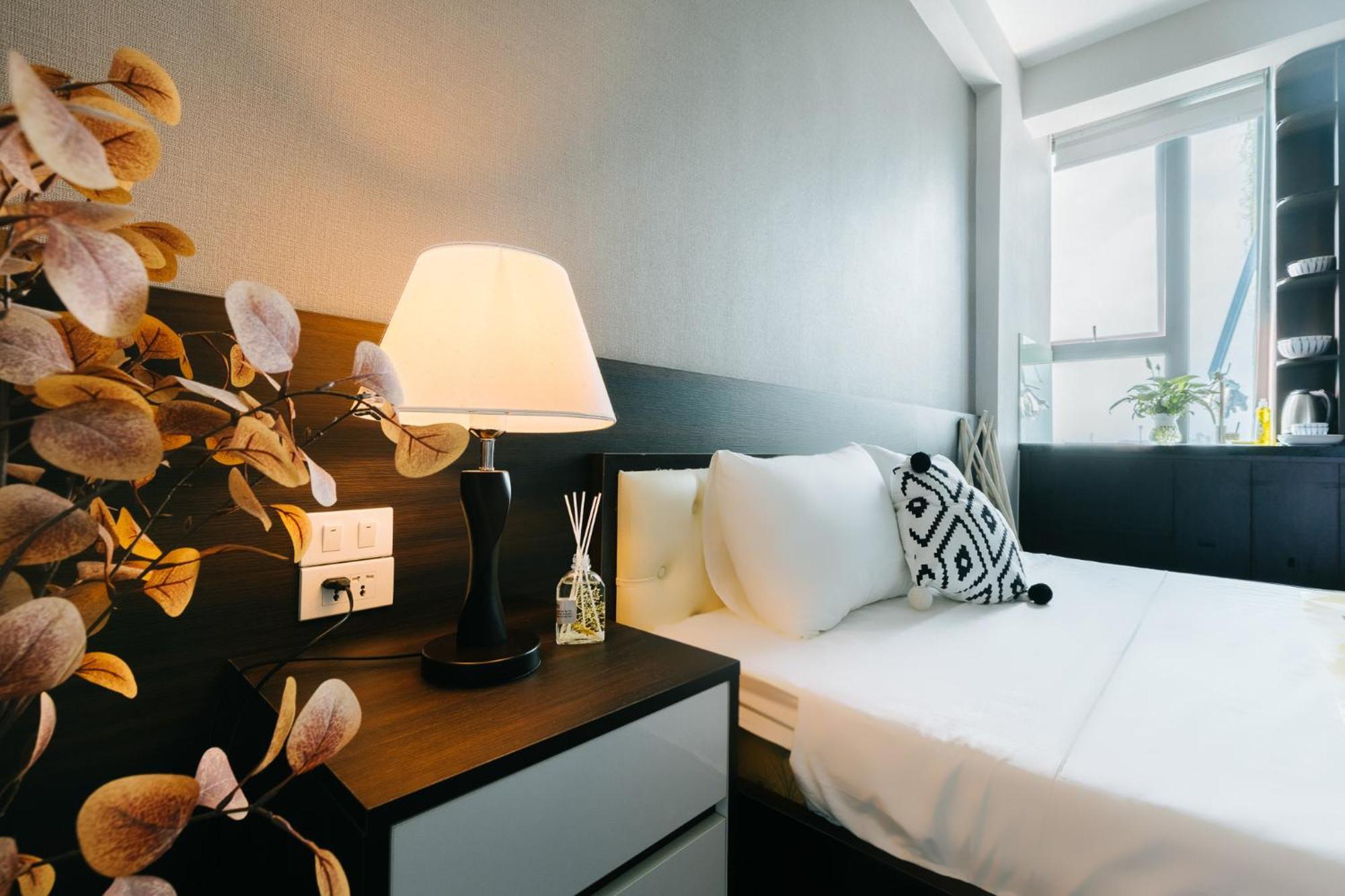 Ivy Hotel & Apartment - Stay 24H Hanoi Bagian luar foto